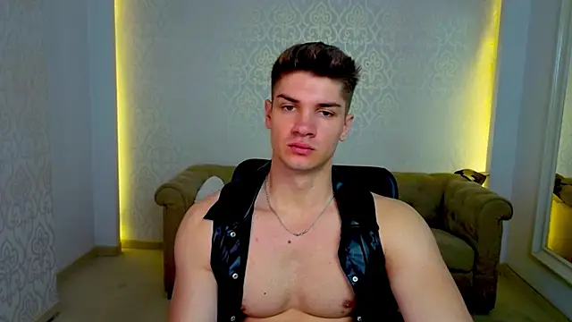 MaxKaiden online show from 05-13-26, 05:38