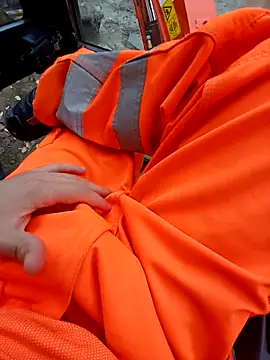 Snapshot of Eusuntnoulgigolo chatting on 12-01-25, 09:36 Eusuntnoulgigolo online show from 12-01-25, 09:36