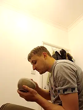 Snapshot of Eusuntnoulgigolo chatting on 02-10-26, 08:24 Eusuntnoulgigolo online show from 02-10-26, 08:24