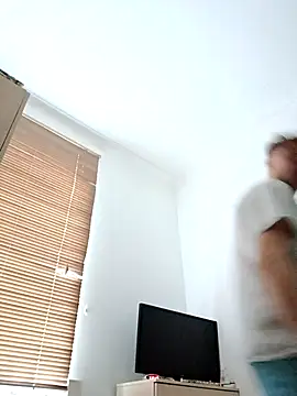 Snapshot of Eusuntnoulgigolo chatting on 04-11-26, 10:19 Eusuntnoulgigolo online show from 04-11-26, 10:19