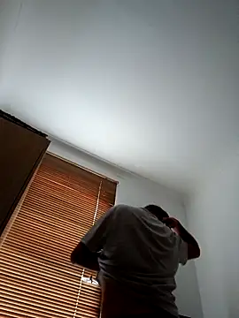 Snapshot of Eusuntnoulgigolo chatting on 04-12-26, 09:25 Eusuntnoulgigolo online show from 04-12-26, 09:25