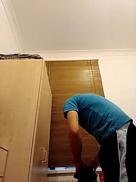 Snapshot of Eusuntnoulgigolo chatting on 04-14-26, 05:30 Eusuntnoulgigolo online show from 04-14-26, 05:30