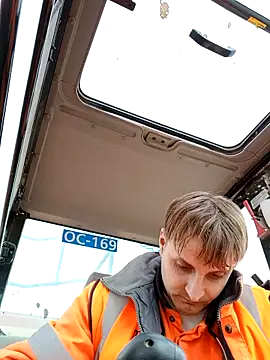 Snapshot of Eusuntnoulgigolo chatting on 04-15-26, 03:19 Eusuntnoulgigolo online show from 04-15-26, 03:19