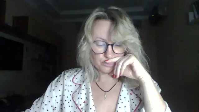 Mary888x online show from 10-11-25, 06:17