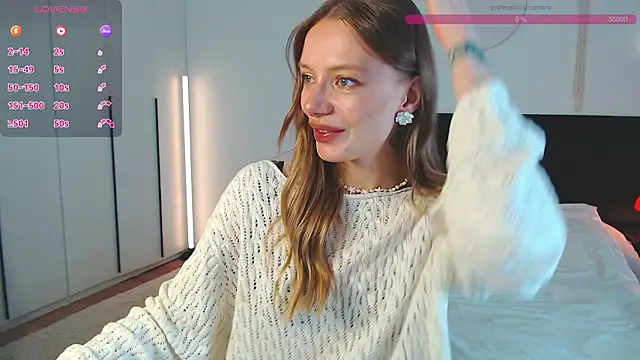 LunaticaBae online show from 03-20-26, 02:27