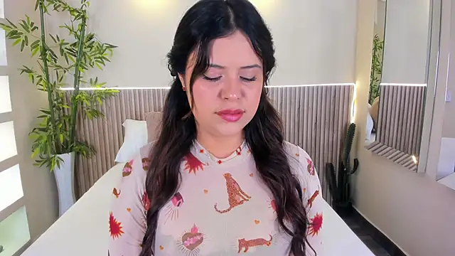 Snapshot of GeorginaReyes chatting on 06-04-26, 10:38 GeorginaReyes online show from 06-04-26, 10:38