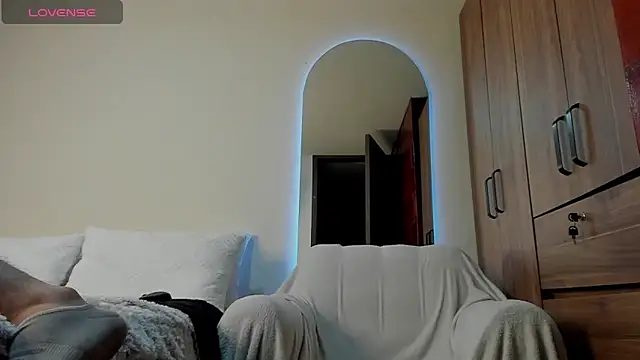 mattiwsmorris  online show from 04-22-26, 04:48