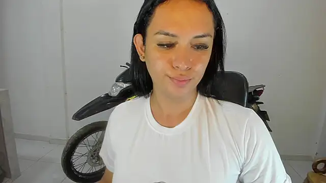 Ladyy Sweet22 online show from 06-04-26, 06:30