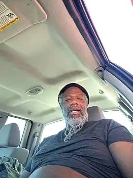 Snapshot of KingSlim56 chatting on 10-13-25, 07:03 KingSlim56 online show from 10-13-25, 07:03