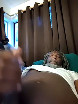 Snapshot of KingSlim56 chatting on 11-22-25, 11:48 KingSlim56 online show from 11-22-25, 11:48