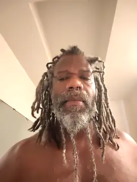 Snapshot of KingSlim56 chatting on 02-28-26, 10:11 KingSlim56 online show from 02-28-26, 10:11