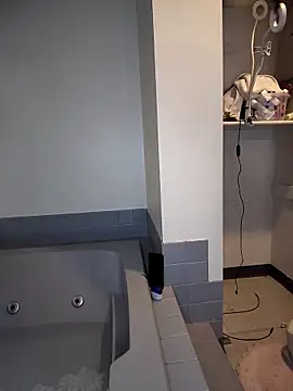 Snapshot of KingSlim56 chatting on 03-07-26, 02:47 KingSlim56 online show from 03-07-26, 02:47