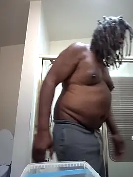 Snapshot of KingSlim56 chatting on 03-11-26, 03:29 KingSlim56 online show from 03-11-26, 03:29