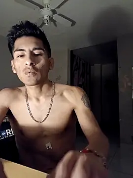 LeonRoots online show from 10-20-25, 03:51