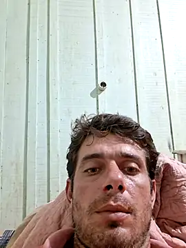 Snapshot of Gouvere chatting on 08-02-26, 04:00 Gouvere online show from 08-02-26, 04:00