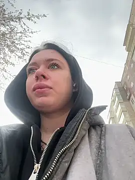 AlishaPrettyBlade online show from 03-18-26, 07:44