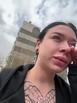 AlishaPrettyBlade online show from 05-06-26, 03:46