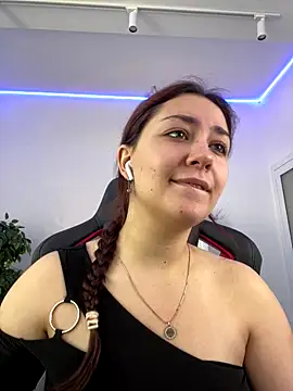 AshleySkott  online show from 09-19-25, 08:05