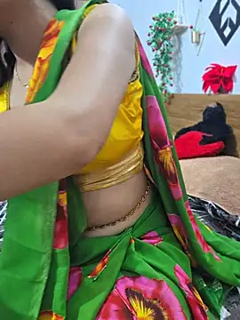 RealcoupleP online show from 05-04-26, 05:53