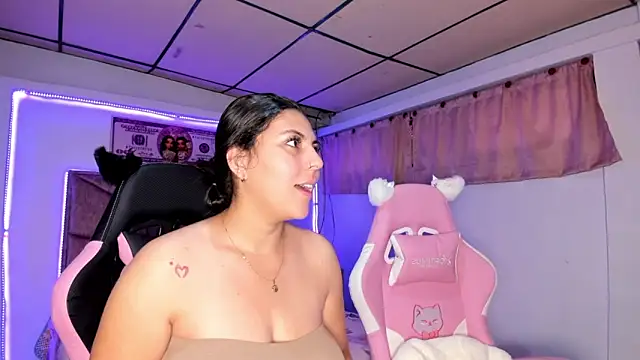 Cristal Smith20 online show from 03-10-26, 01:49