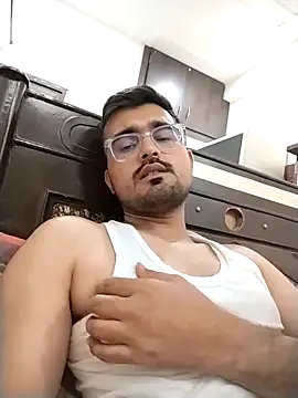 hornypurush online show from 04-19-26, 02:11