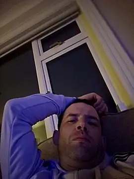 Snapshot of Nidge251 chatting on 03-22-26, 07:39 Nidge251 online show from 03-22-26, 07:39