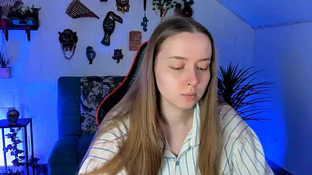 JenniferGraces online show from 06-15-26, 03:03