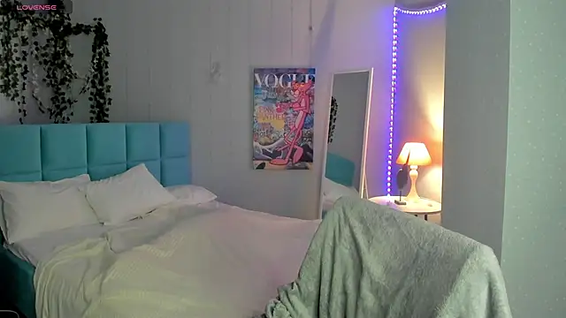 boozekirs  online show from 04-06-26, 02:53