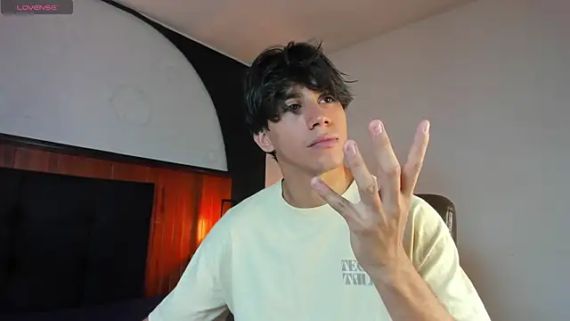 Allex Cano online show from 04-14-26, 09:32