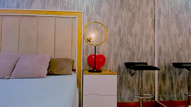 NahomyCarther online show from 03-10-26, 01:27