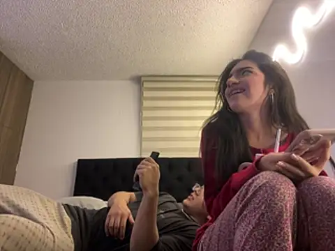 DesireLuxe online show from 03-21-26, 08:41