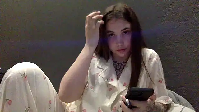 bysinka18 online show from 04-19-26, 05:12