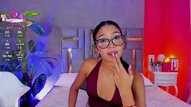 Snapshot of Tyla_Ks chatting on 04-17-26, 07:50 Tyla Ks online show from 04-17-26, 07:50