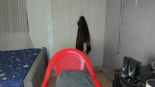 Snapshot of Fox2evans chatting on 07-08-26, 05:28 Fox2evans online show from 07-08-26, 05:28