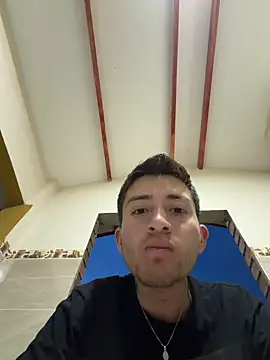 Fperezv207 online show from 06-03-26, 11:32