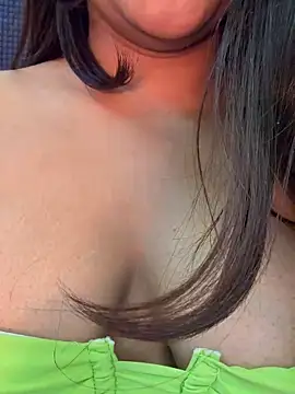 isha sassy online show from 11-25-25, 07:03