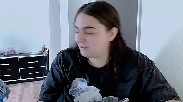 kitsune 8 online show from 06-05-26, 07:14