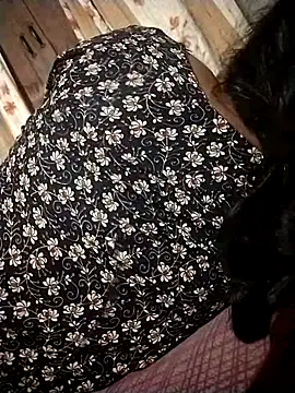 sharnjit299 online show from 11-04-25, 05:12