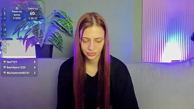 Snapshot of Diana_West chatting on 03-06-25, 03:13 Diana West online show from 03-06-25, 03:13