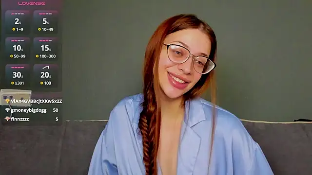 Snapshot of Diana_West chatting on 03-07-25, 02:56 Diana West online show from 03-07-25, 02:56