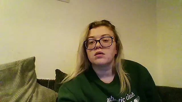 Snapshot of sandccouple chatting on 01-09-26, 08:21 sandccouple online show from 01-09-26, 08:21