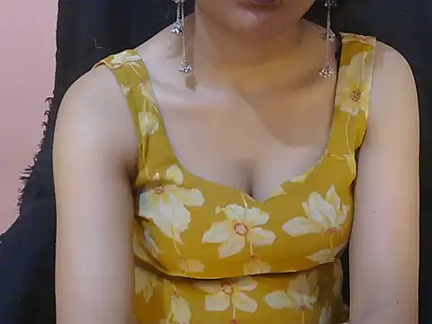Cute Pihu01 online show from 05-17-26, 06:48