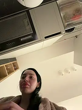 Mia Splash online show from 04-09-26, 05:51