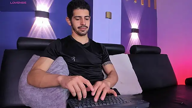 AlejandroStormm online show from 06-07-26, 05:44