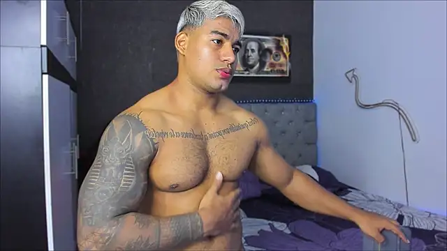 luigi hot  online show from 02-04-26, 04:29