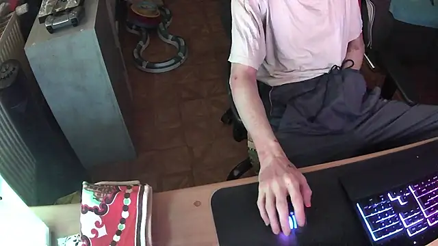 DerGeileLoveboy online show from 11-26-25, 01:56