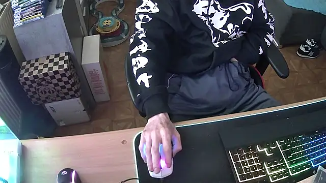 DerGeileLoveboy online show from 12-15-25, 09:13