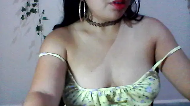 Snapshot of shashel5 chatting on 04-10-26, 06:07 shashel5 online show from 04-10-26, 06:07