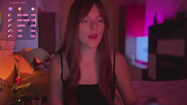 CherryRed Girl online show from 04-13-26, 07:41