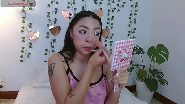 hellokitty  valery online show from 04-11-26, 02:38